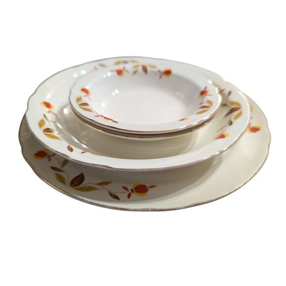 Hall Jewel Tea Autumn Leaf Mary Dunbar Dinner Plate Soup Bowl Berry Bowls Lot - Picture 2 of 9